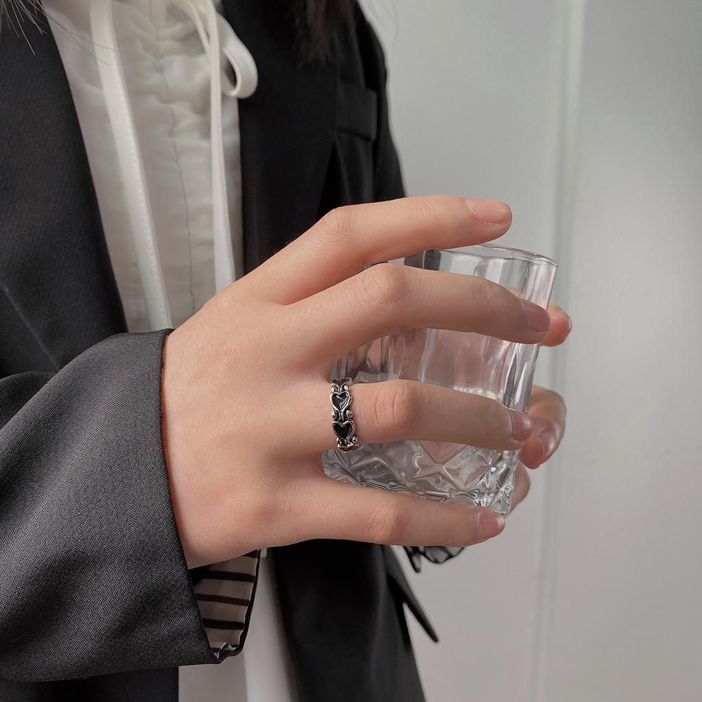 1 Nhẫn Hở Hình Trái Tim Màu Đen/Bạc Thời Trang Có Thể Điều Chỉnh