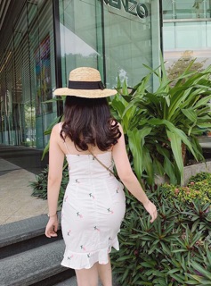 ĐẦM HAI DÂY THÊU HOA