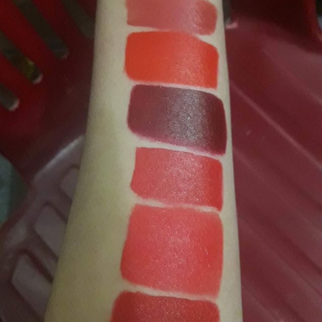 Son kem lỳ