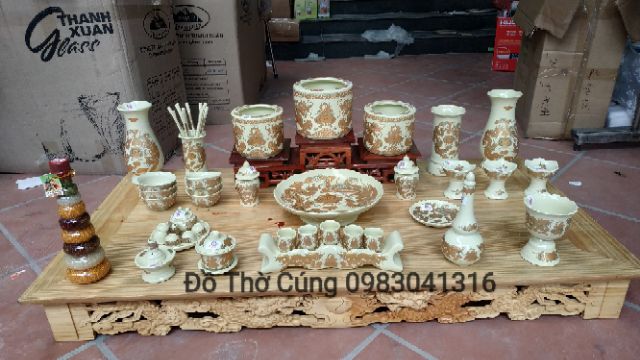 Bộ đồ thờ gia tiên đầy đủ màu ngà kim bát tràng !