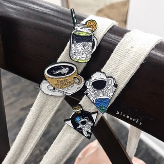 Pin cài áo collection vũ trụ