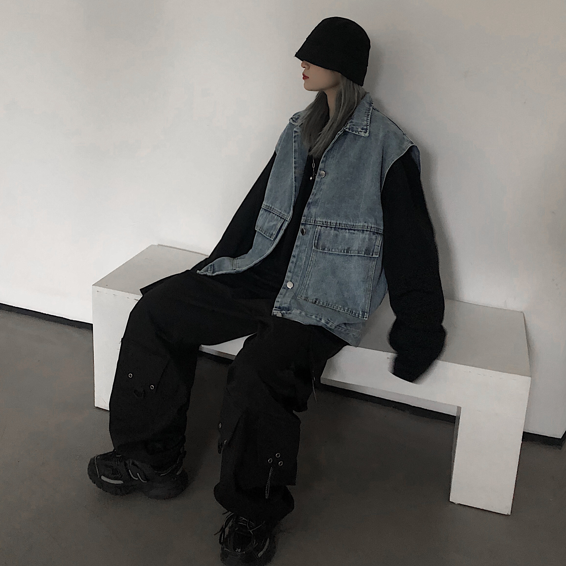 Áo Khoác Denim Không Tay Dáng Rộng Phối Túi Cá Tính Dành Cho Nam Và Nữ 22838 | BigBuy360 - bigbuy360.vn