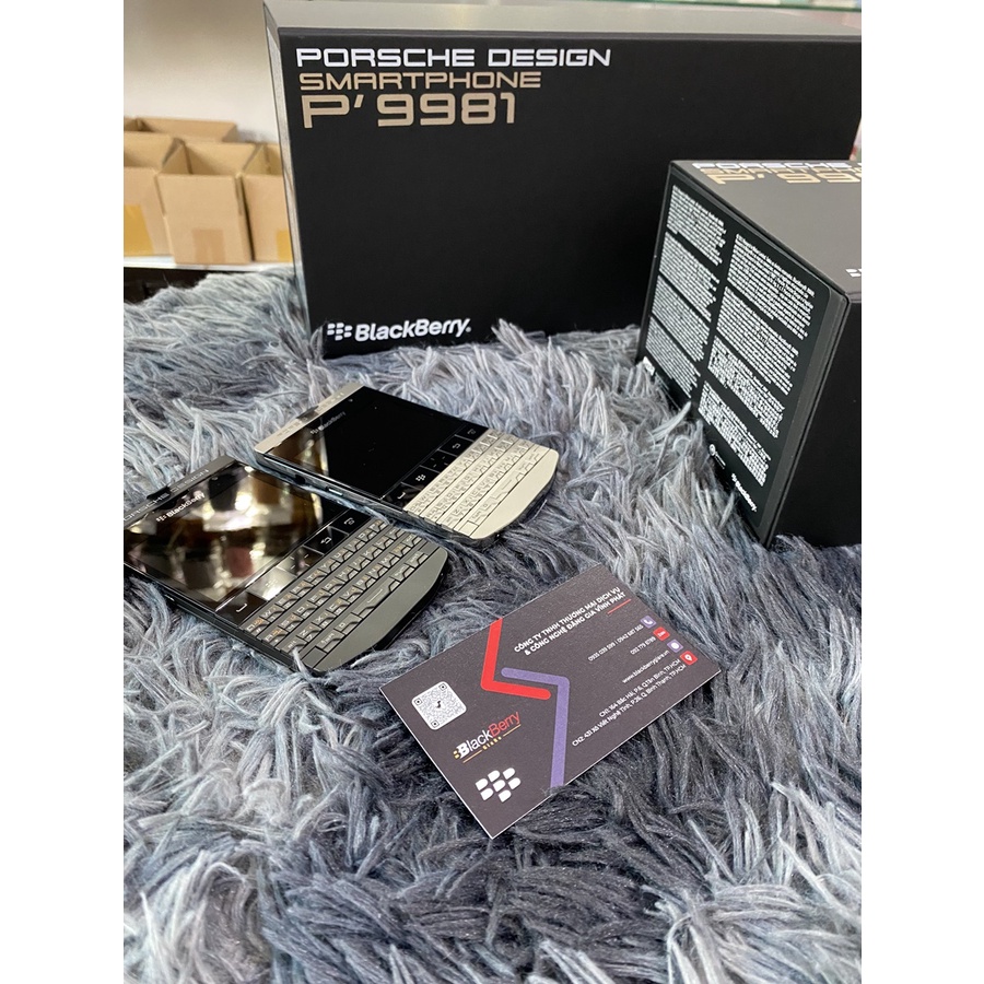 Điện thoại BlackBerry Porsche Design 9981 Đen Fullbox