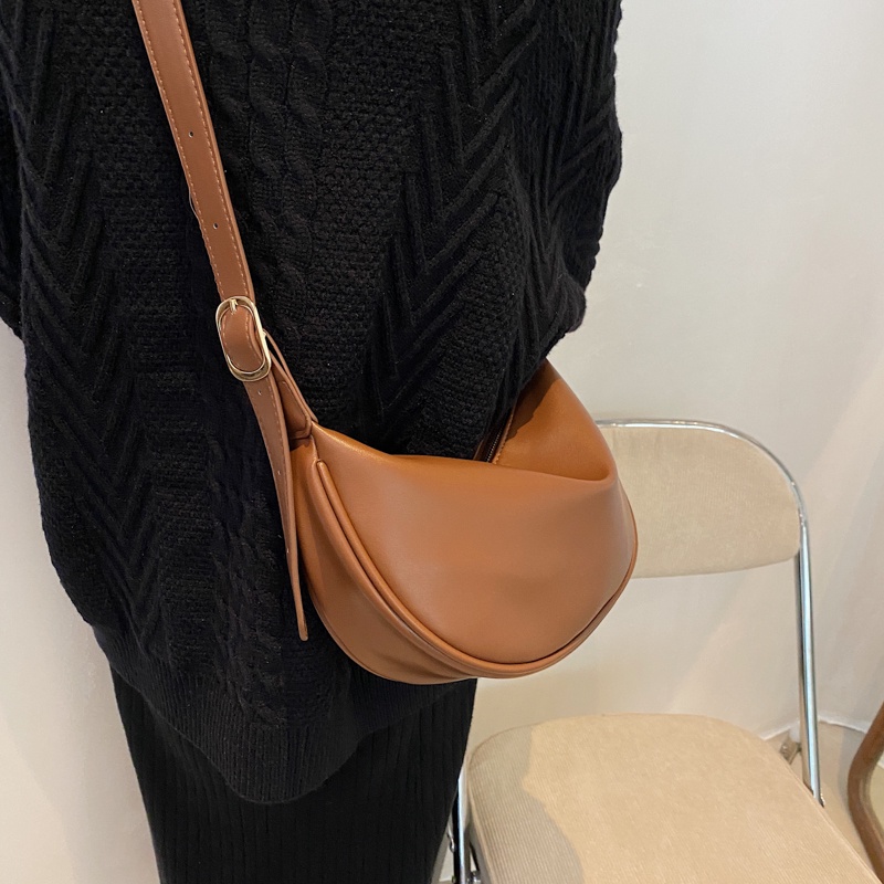 Túi nữ da trơn mịn trẻ trung- MA323