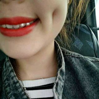 Đá đính răng đủ size ( 50 viên kèm 2keo 2bút đính)