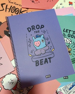 Vở kẻ ngang BT21