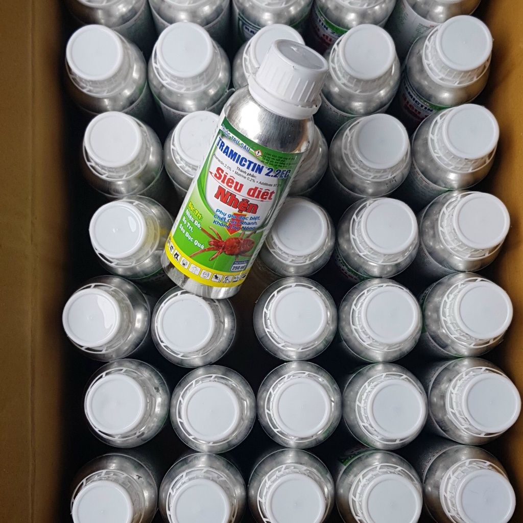 Diệt sạch nhện đỏ, nhện trắng trên cây trồng, chai 250ml, pha với 250 lít nước