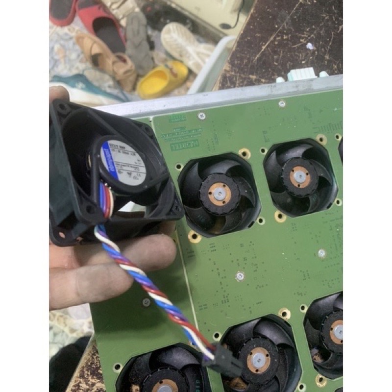 Quạt viễn thông 6cm 12v 350ma ebmpapst cũ tháo trong tủ VT.