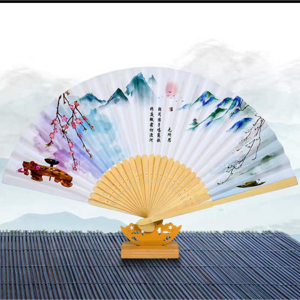 Quạt xếp Tam Sinh Tam Thế( có sẵn)