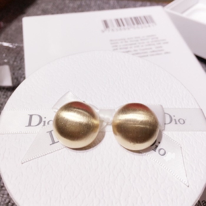 Bông tai tròn hót girl sang chảnh.2 màu vàng trắng