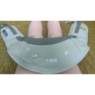 Đai đấm lưng, đai khoác vai giảm đau, đai massage giảm đau vai cổ gáy