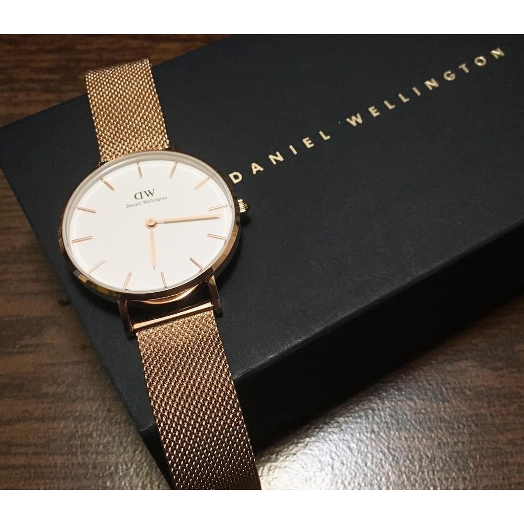 Đồng hồ nữ DW Petite Melrose 32mm - Rose Gold Tặng Dây da