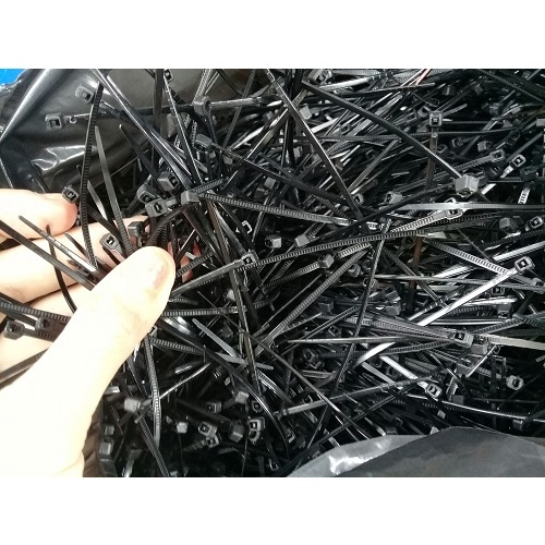 Dây Rút Nhựa Màu Trắng, Đen 1 Tấc, 1.5 Tấc, 2 Tấc, 2.5 Tấc