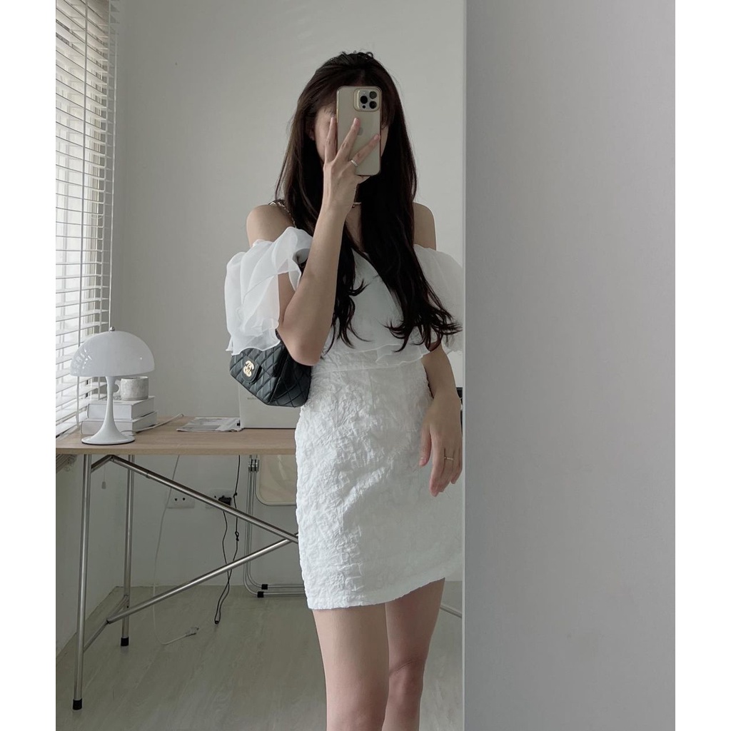 VÁY GẤM TRẮNG HOA NỔI VOAN TRỄ VAI SENA DRESS TIỂU THƯ SIÊU XINH