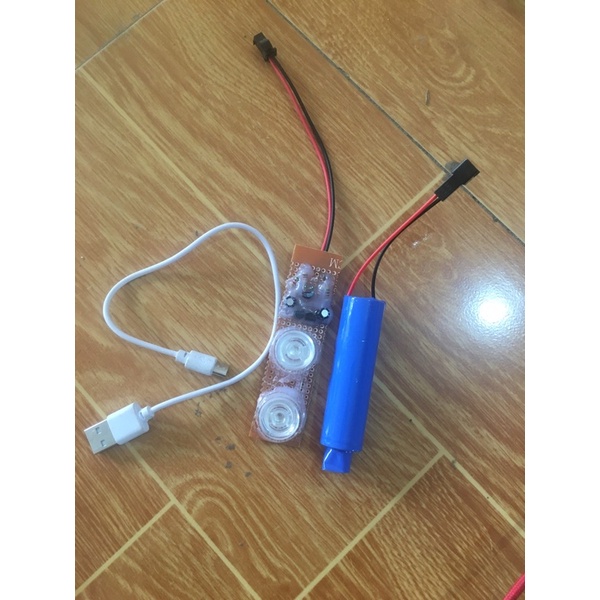 đèn diều loại cảm biến 2 bóng nháy xanh đỏ