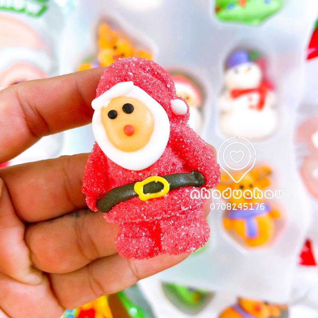 HOT NOEL - Một gói kẹo dẻo phủ đường hình cây thông/ ông già Noel 8 viên đủ màu sắc rực rỡ lễ hội Hongkong gói 95gam