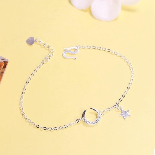 Lắc tay trăng sao THj nhẹ nhàng nữ tính -Chuẩn bạc ta