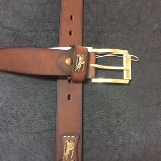 Dây nịt Burberry đầu khoá Đồng
