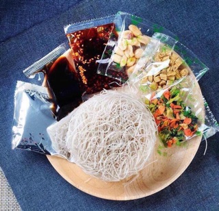 MÌ LẠNH CHUA CAY