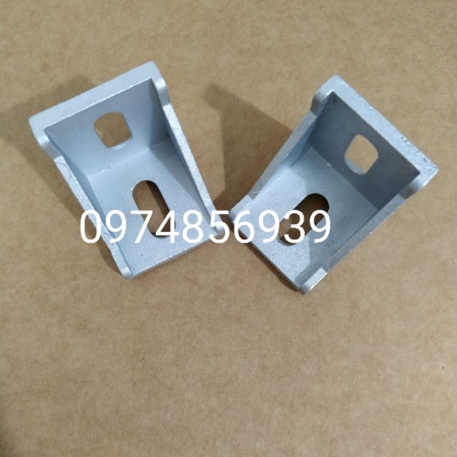10 ke góc nhôm định hình 40X40