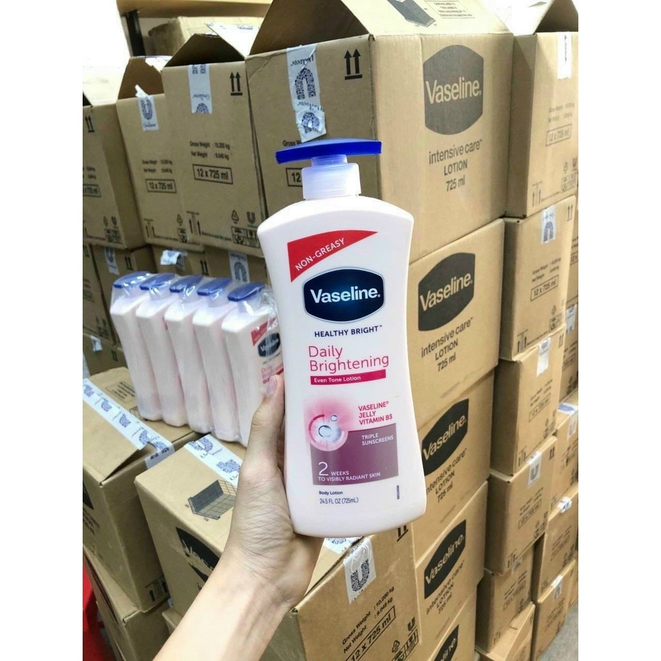 Sữa dưỡng thể Vaseline Healthy White UV Lightening 725ml nuôi dưỡng da săn chắc, trắng sáng, mịn màng | BigBuy360 - bigbuy360.vn