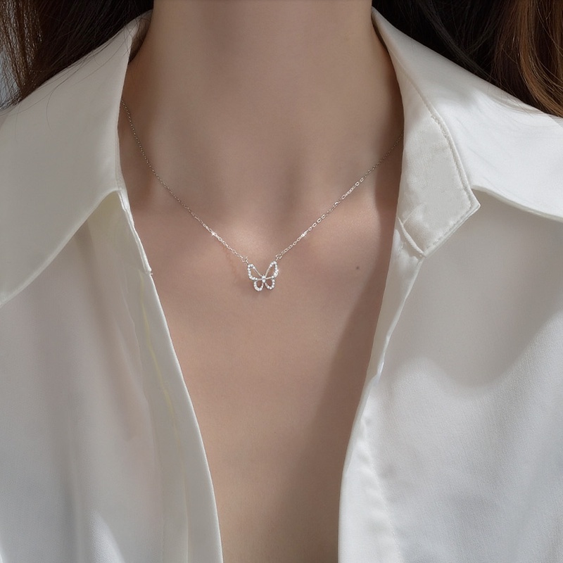We Flower Vòng cổ choker mặt hình bướm đính đá pha lê phong cách Hàn Quốc cho nữ