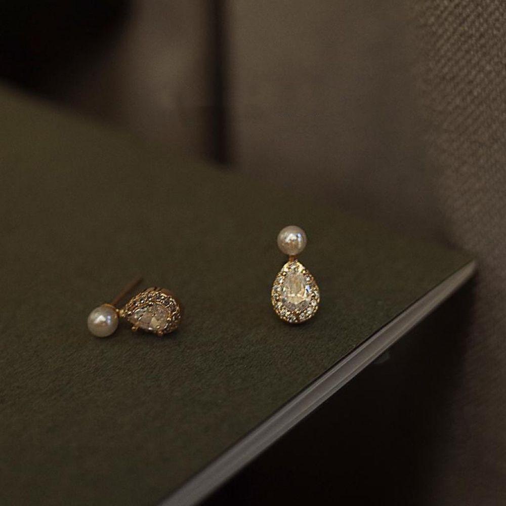 Bông Tai Hình Giọt Nước Đính Đá Thời Trang Sang Trọng Cho Nữ