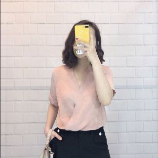 Áo Sơ mi lụa tuyết cổ V vạt chồng