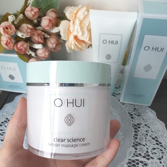 💦Kem mát xa sáng mịn da Ohui có thể kiêm luôn chức năng tẩy trang 230ml