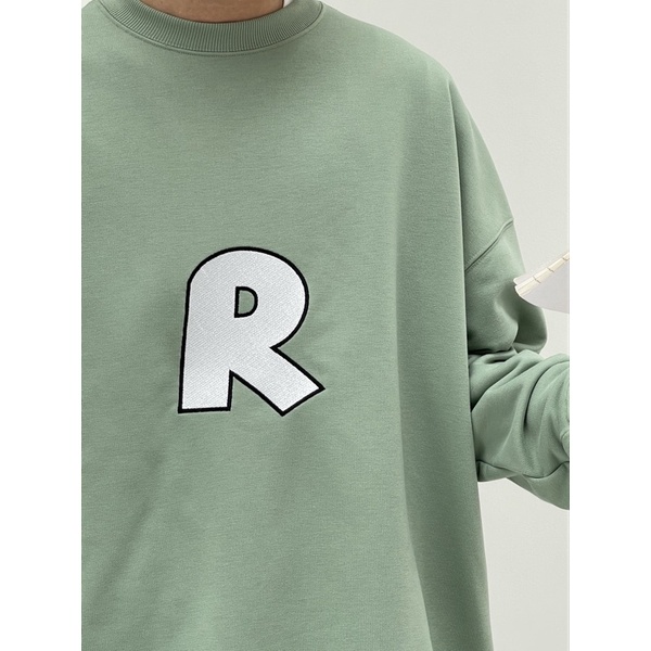 Áo Sweater nỉ thêu R REGODS Unisex Form Rộng ( SWEATER R ) | BigBuy360 - bigbuy360.vn