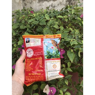 CÁM TRỨNG BA VÌ ĐỎ( CÁM 2 TEM)