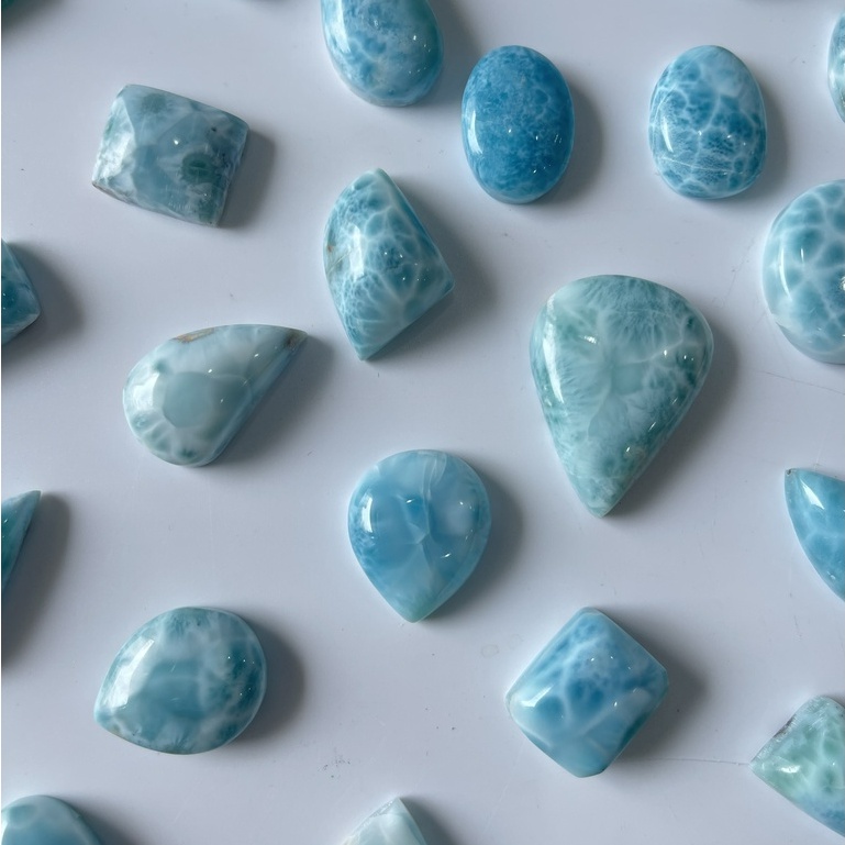 Mặt đá Larimar Dominica, viên đá của vùng biển Atlantis, đá thach anh, đá thanh tẩy Tarot, Reiki, phong thủy