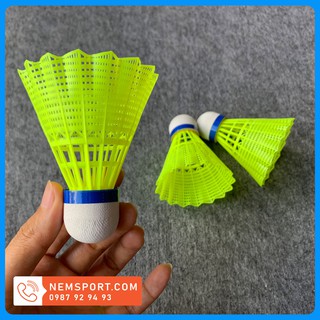 Quả Cầu Lông Nhựa Fuwin Vàng ( 1 lốc 6 quả )