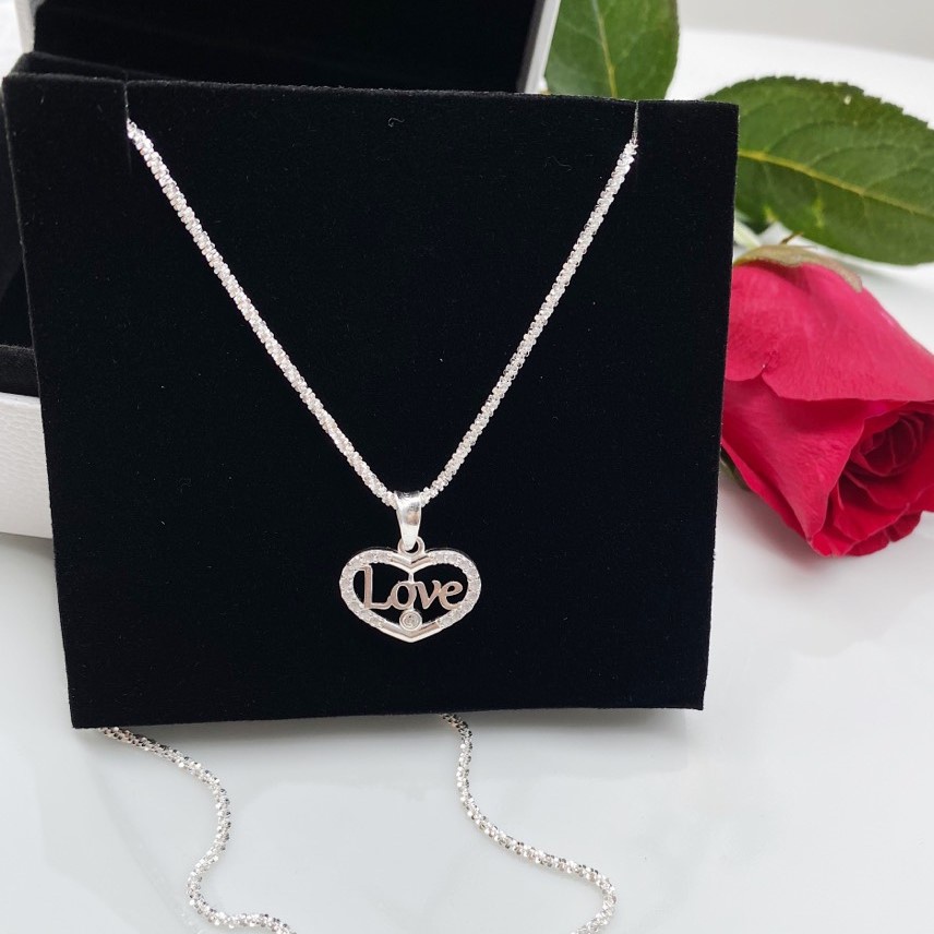Dây chuyền bạc nữ mặt trái tim khắc chữ Love, Vòng cổ dây xù chất liệu bạc Ý cao cấp