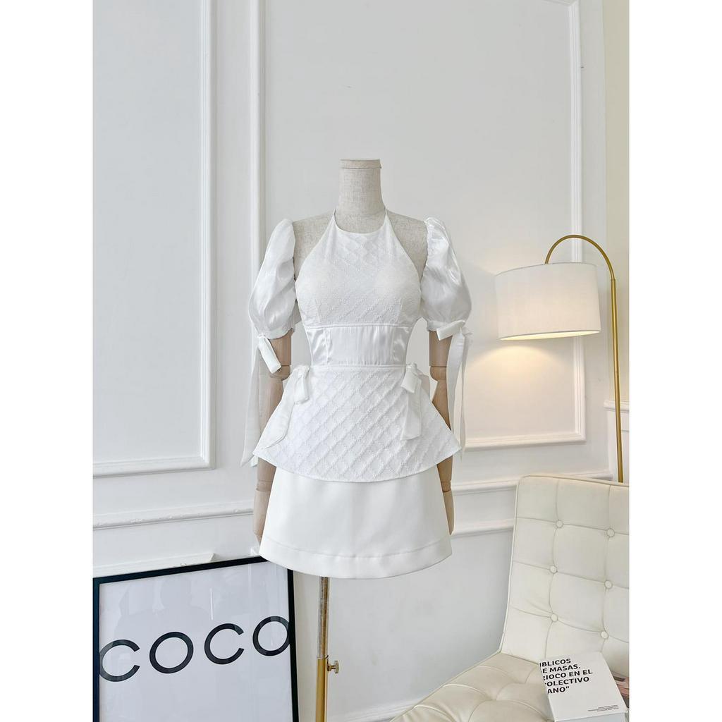 [HÀNG THIẾT KẾ CAO CẤP] Áo Peplum Cổ Yếm Tay Phồng Cut Out Lưng Công Sở / Đi Tiệc Sang Trọng Màu Trắng / Đen