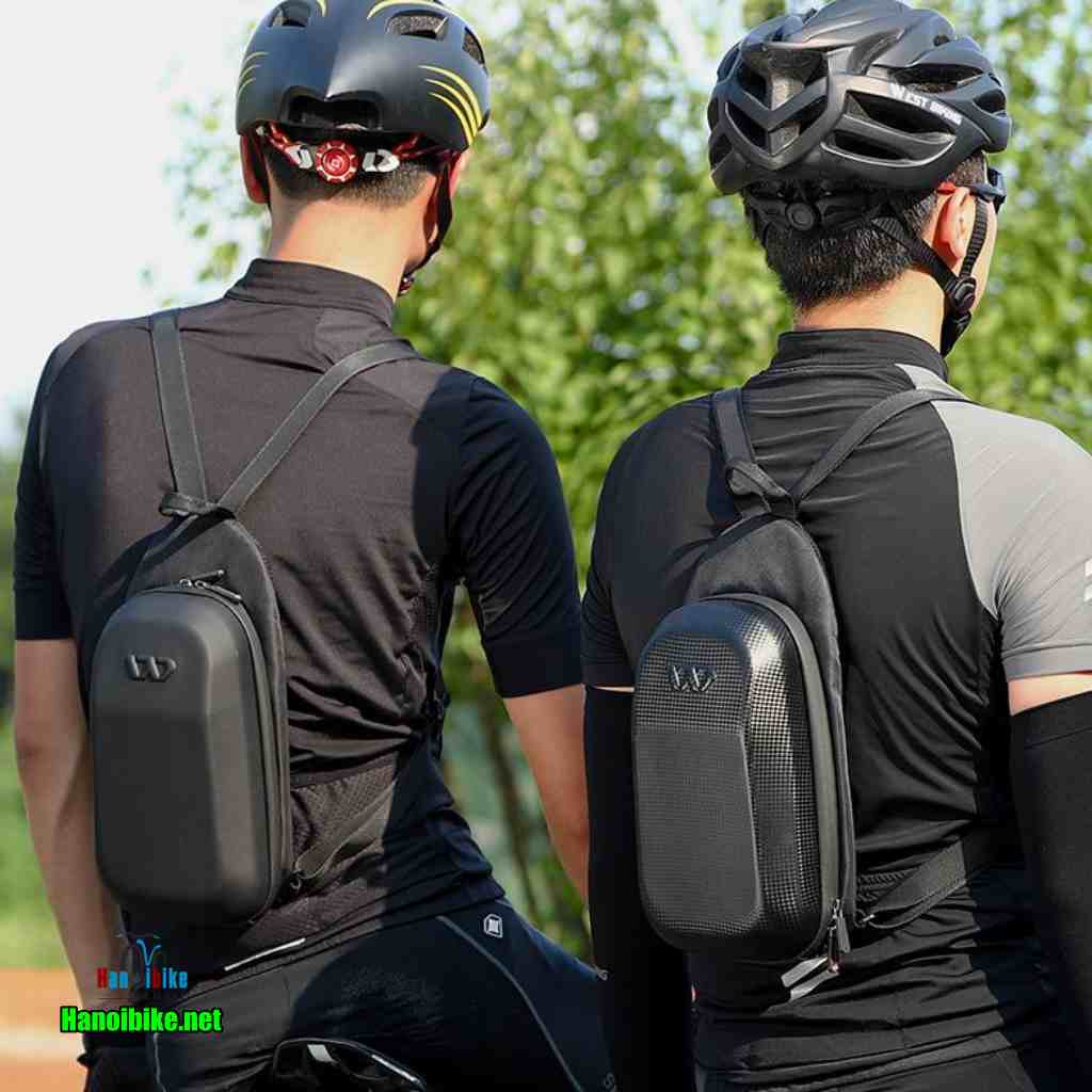 Balo thể thao xe đạp westbiking đeo lưng loại vân carbon