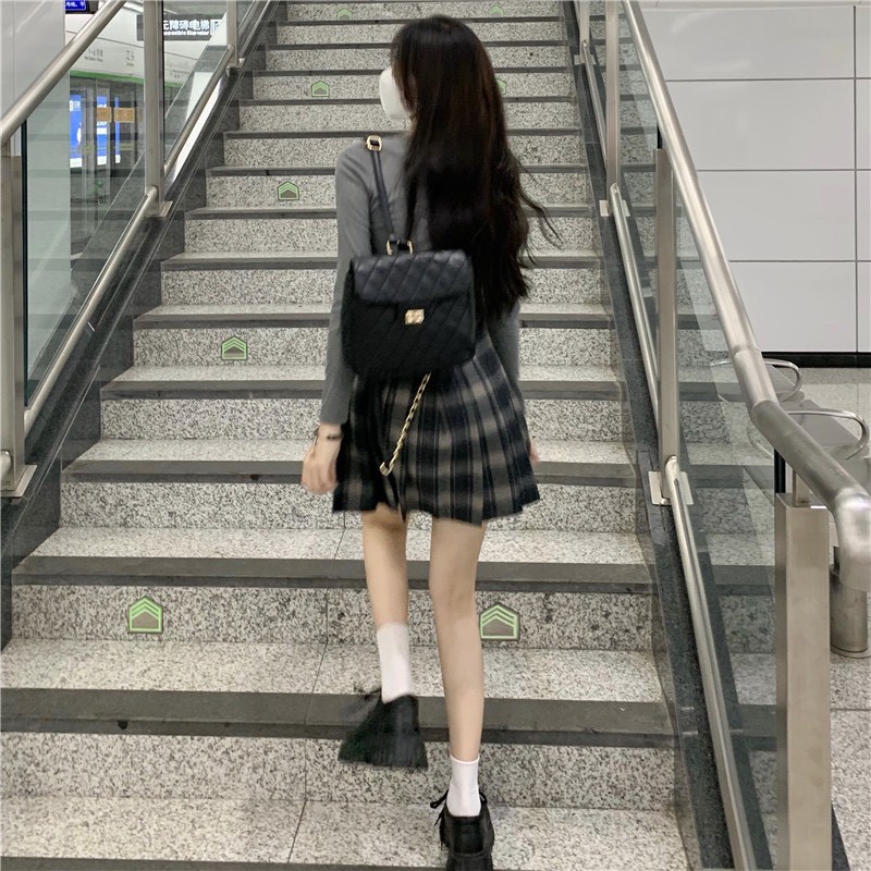 Set ulzzang áo croptop dài tay dây ngực chéo mix chân váy tennis dạ, Set áo len tăm kèm chân váy caro Hàn Quốc