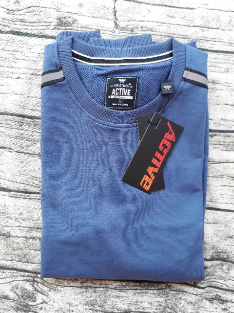 Áo thun dài tay Aristino 4 màu giá 395k | BigBuy360 - bigbuy360.vn
