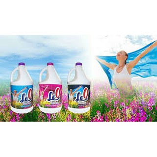 Nước giặt leo hương nước hoa.