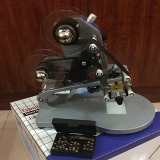 Máy in date dập tay DY-8