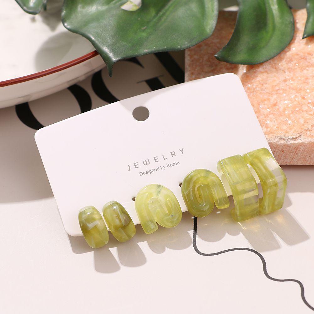 Bông Tai Hình Chữ C Bằng Acrylic Đơn Giản Thời Trang Cho Nữ