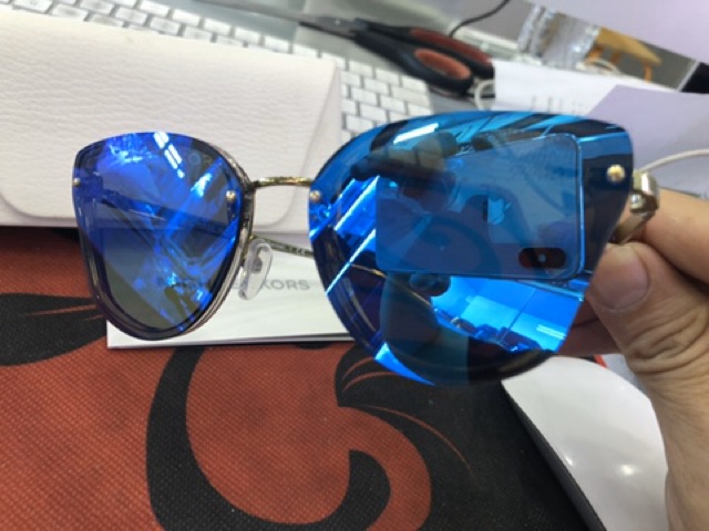 KÍNH MÁT MICHAEL KORS MK-2068 Chính Hãng