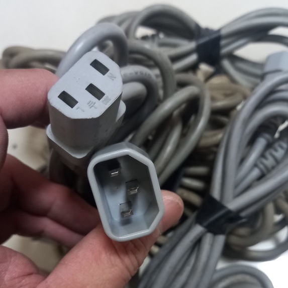 Dây nguồn 3 chấu UK 10A, 250V  dài 1.2m theo máy PC HP, DELL