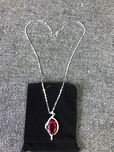 Đá ruby tự nhiên thời trang đẹp