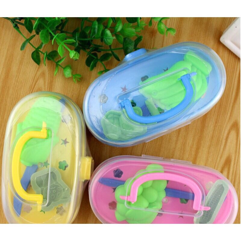 Hộp đồ chơi đất sét 12 màu cho bé