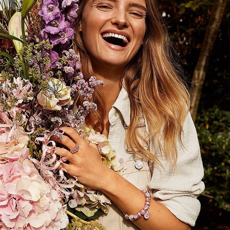 charm pan xỏ ngang hoa 5 cánh vàng hồng bạc s925