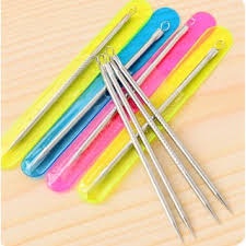 Que nặn mụn 2 đầu thép không gỉ siêu bền