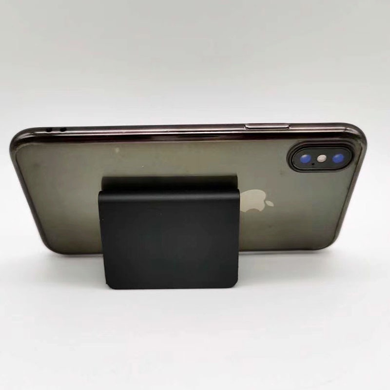 Giá Đỡ Điện Thoại / Máy Tính Bảng Để Bàn Bằng Nhựa Màu Ngẫu Nhiên Nhỏ Gọn 1 Cái Cho iPhone & Android