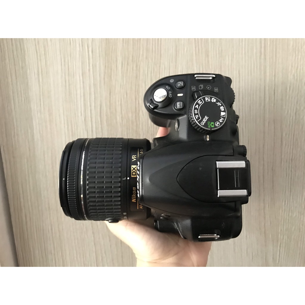Máy ảnh Nikon D3100 kèm lens kit 18-55mm F/3.5-5.6 VR