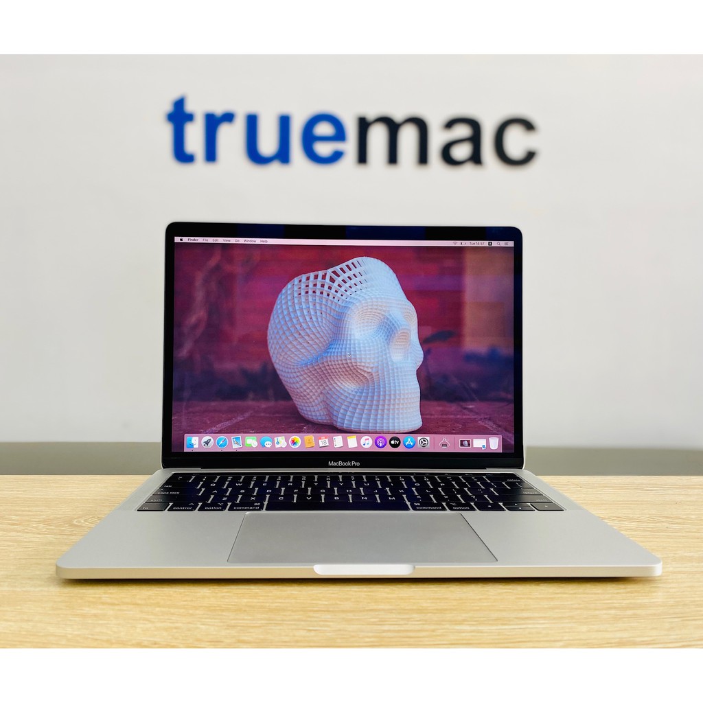 Macbook pro 13" 2016 MLUQ2 mới 99%